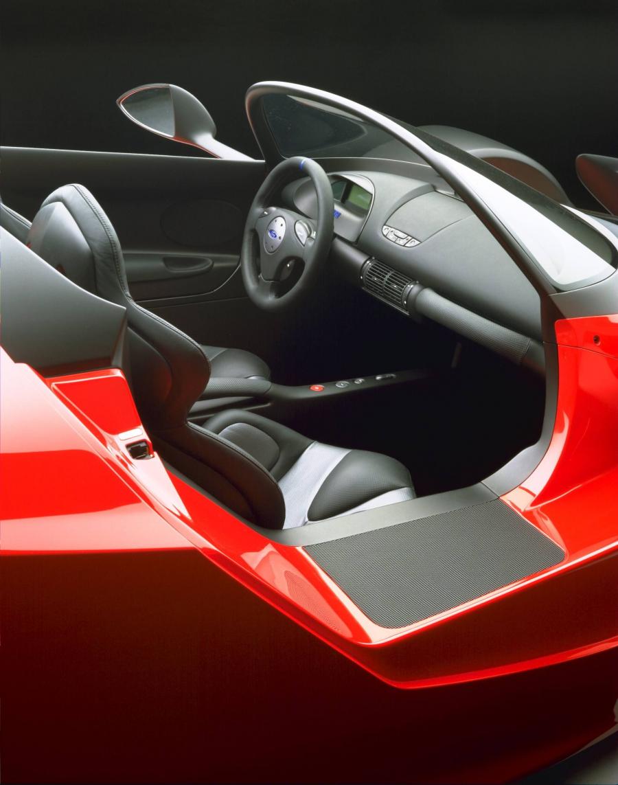  Ford Indigo Concept 1996 года  (фото 3 из 7)